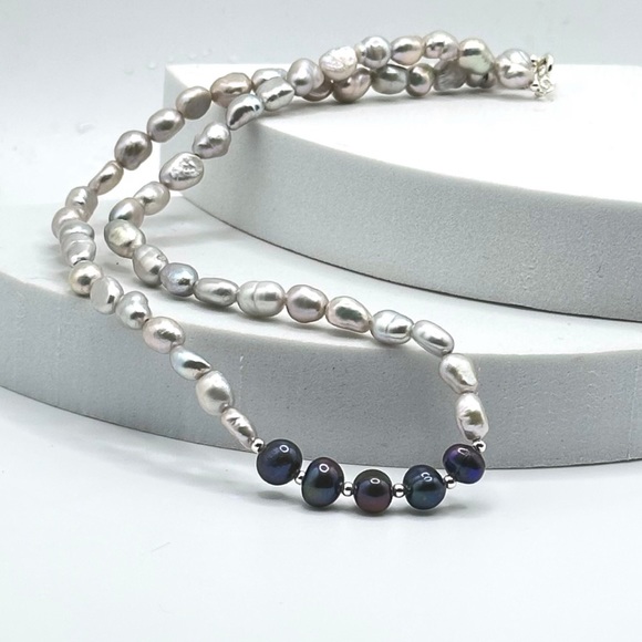 Genuine Natural Fashion Baroque Grey Nugget Necklace with Peacock Pearls - Picture 10 of 10